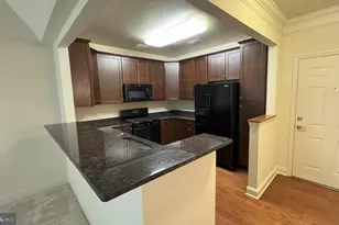 9202 Charleston Dr, Manassas, VA 20110 - Photo 6