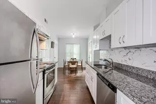 8465 Crozier Ct, Manassas, VA 20110 - Photo 10