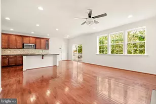 9939 Lake Jackson Dr, Manassas, VA 20110 - Photo 12