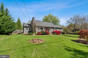 9304 Stuart Ave, Manassas, VA 20110 - Photo 2