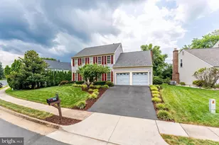 10176 Strawflower Ln, Manassas, VA 20110 - Photo 2