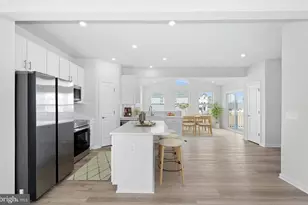 9532 School St, Manassas, VA 20110 - Photo 2