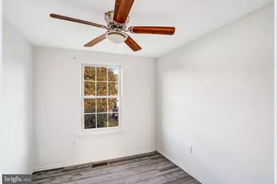 8329 Georgian Court, Manassas, VA 20110 - Photo 24