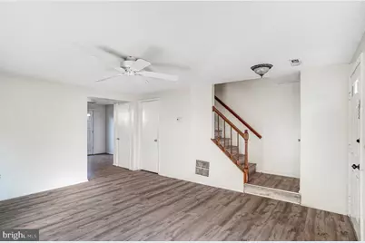 8329 Georgian Court, Manassas, VA 20110 - Photo 8