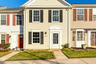 8329 Georgian Ct, Manassas, VA 20110 - Photo 4