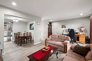 8436 Willow Glen Ct, Manassas, VA 20110 - Photo 4