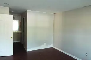 8720 Sugarwood Ln, Manassas, VA 20110 - Photo 14