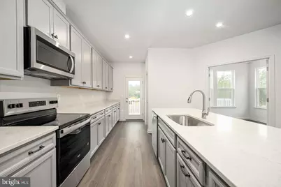 10114 Queens Way, Manassas, VA 20110 - Photo 28