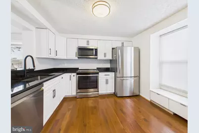 9049 New Britain Circle, Manassas, VA 20110 - Photo 8