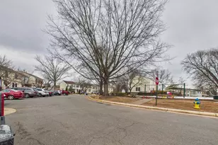 9049 New Britain Cir, Manassas, VA 20110 - Photo 36