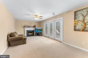 10140 Forest Hill Cir, Manassas, VA 20110 - Photo 16