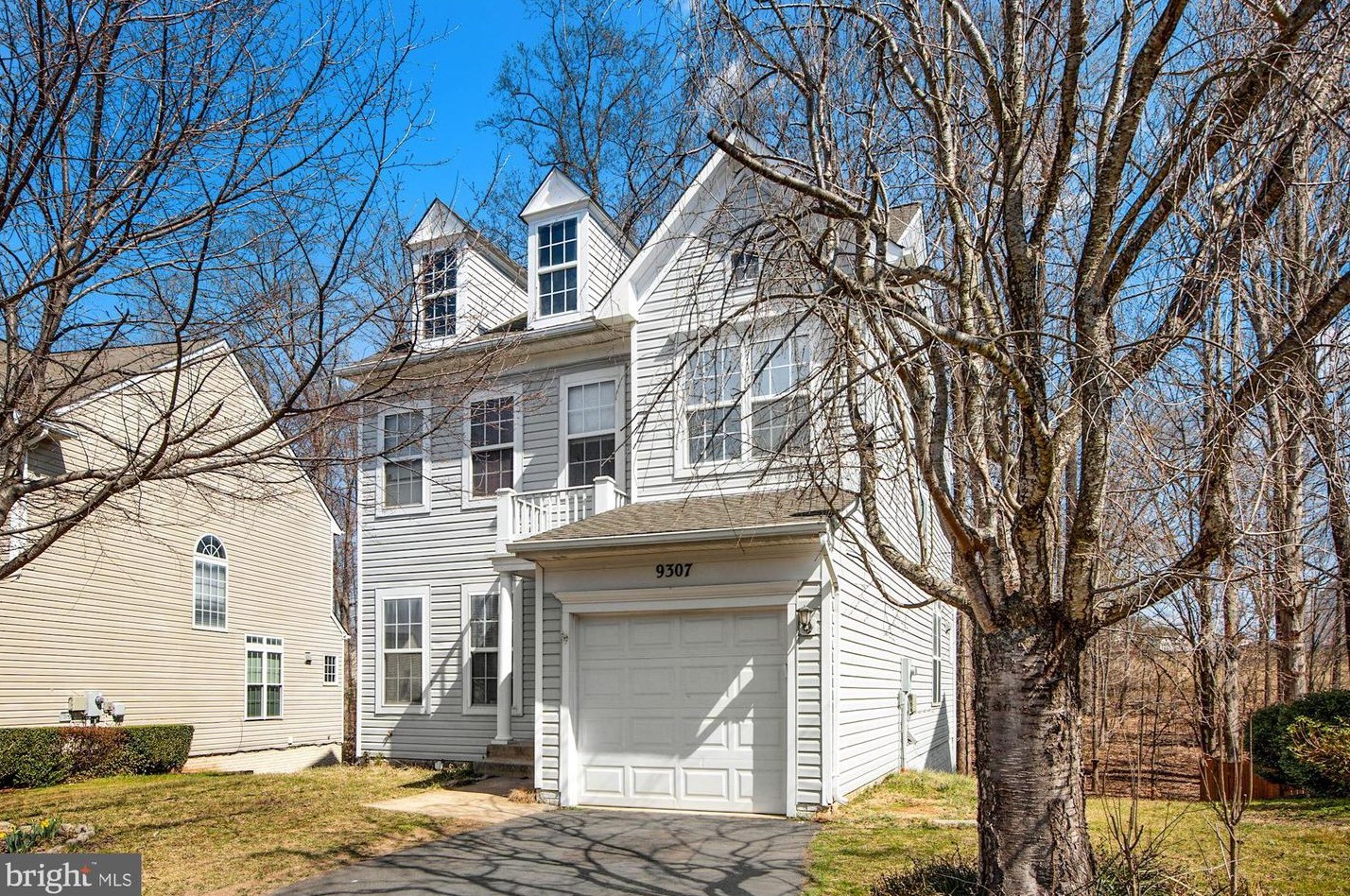 9307 Hedgeford St, Manassas, VA 20111-3040