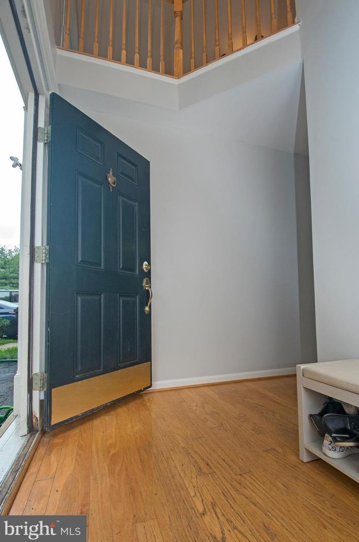 9404 Silver Meteor Ct, Manassas, VA 20111-3000