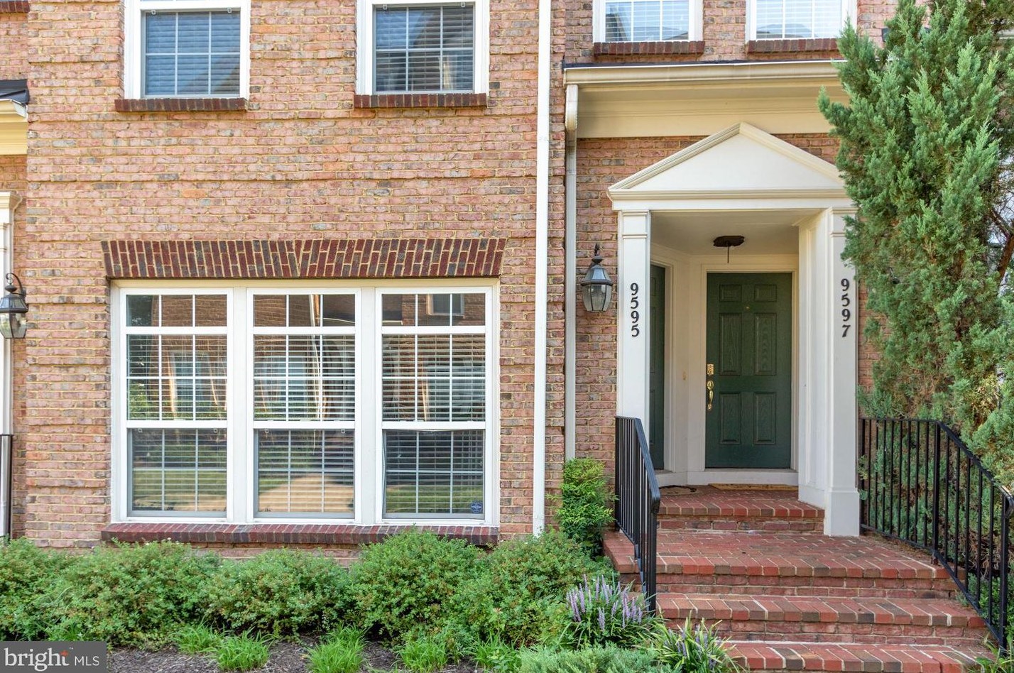 9595 Wigfall Way, Manassas, VA 20111
