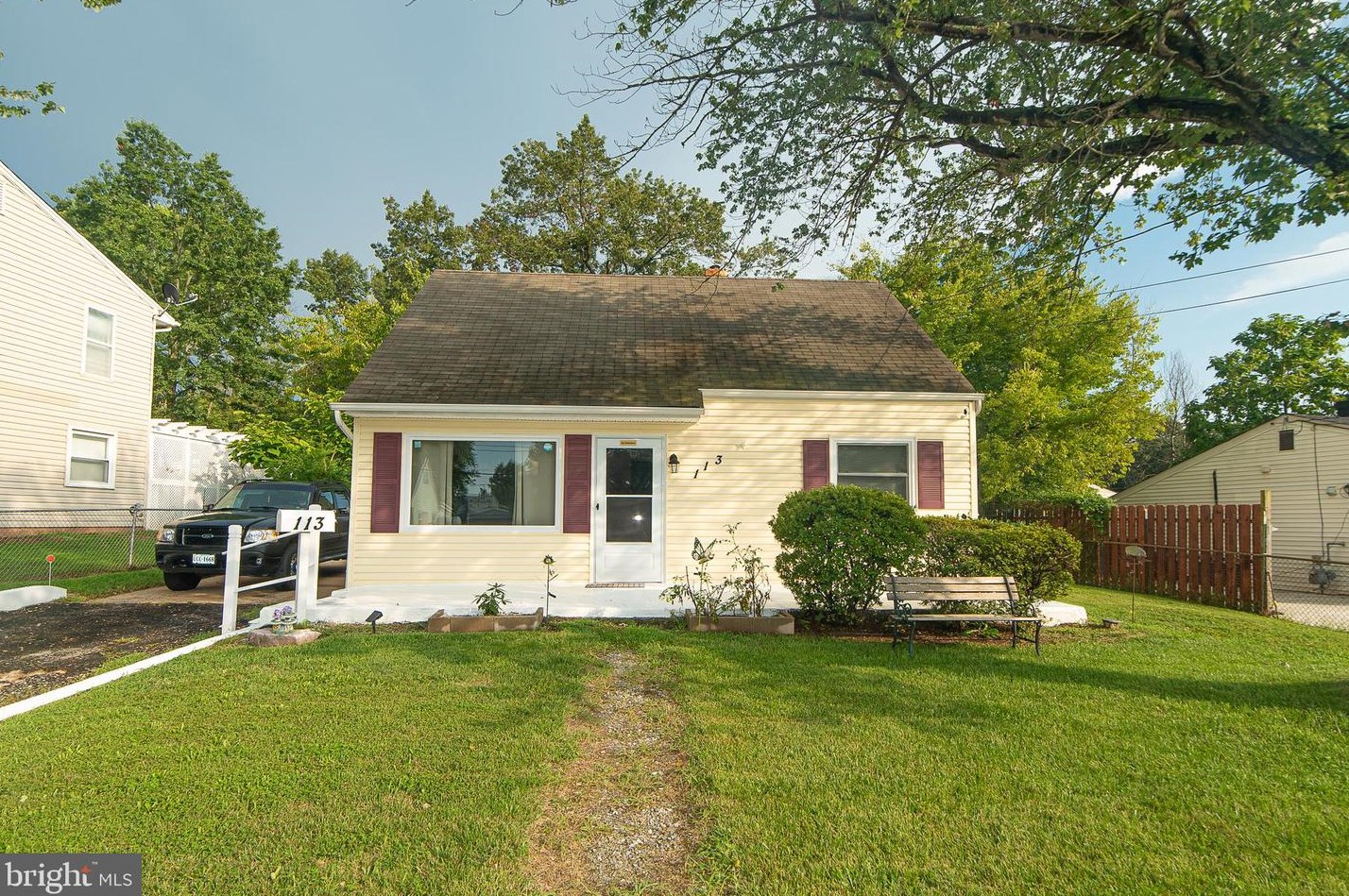 113 Denver Dr, Manassas, VA 20111-1842