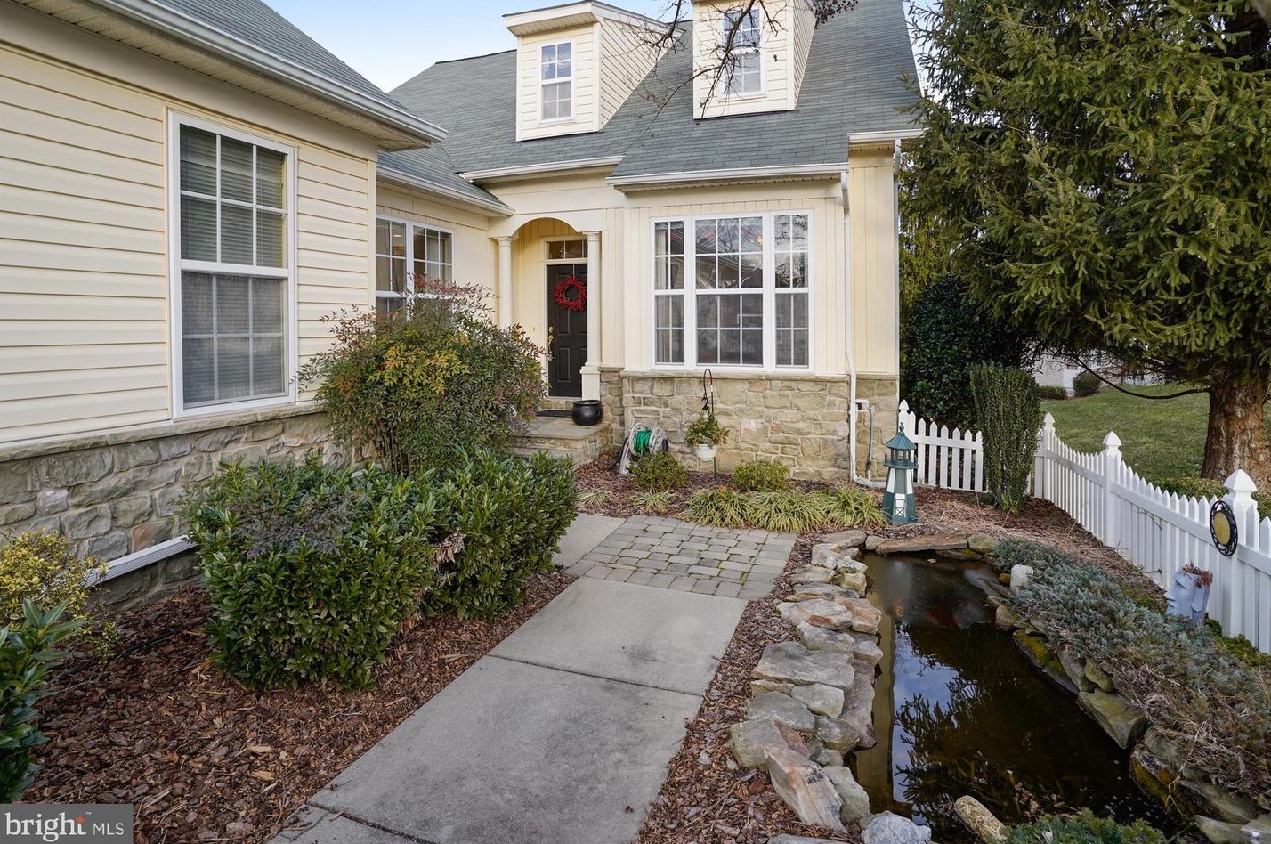 9405 Rosebud Ct, Manassas, VA 20111-3053