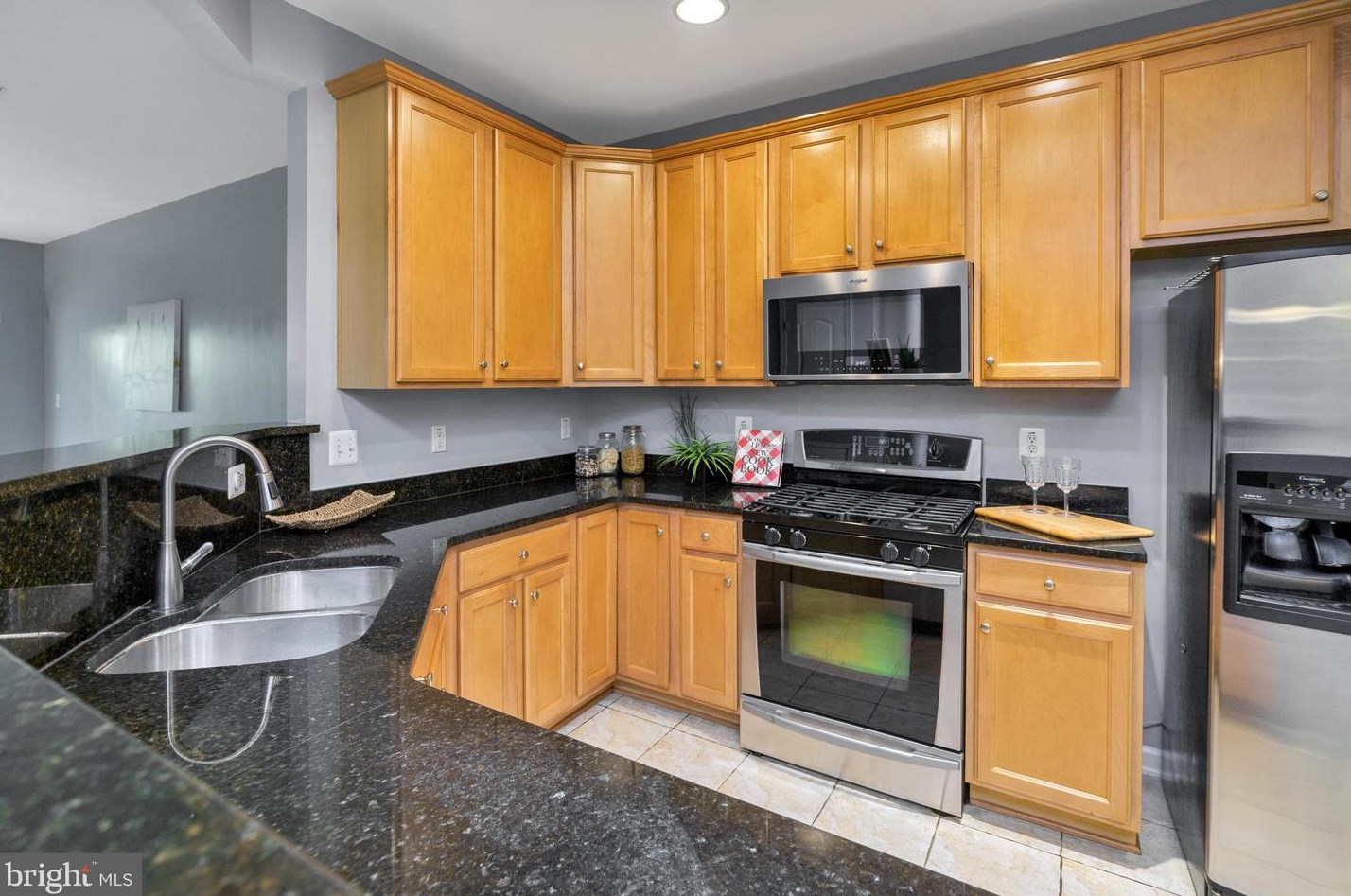 9722 Holmes Pl, Manassas, VA 20111-7018