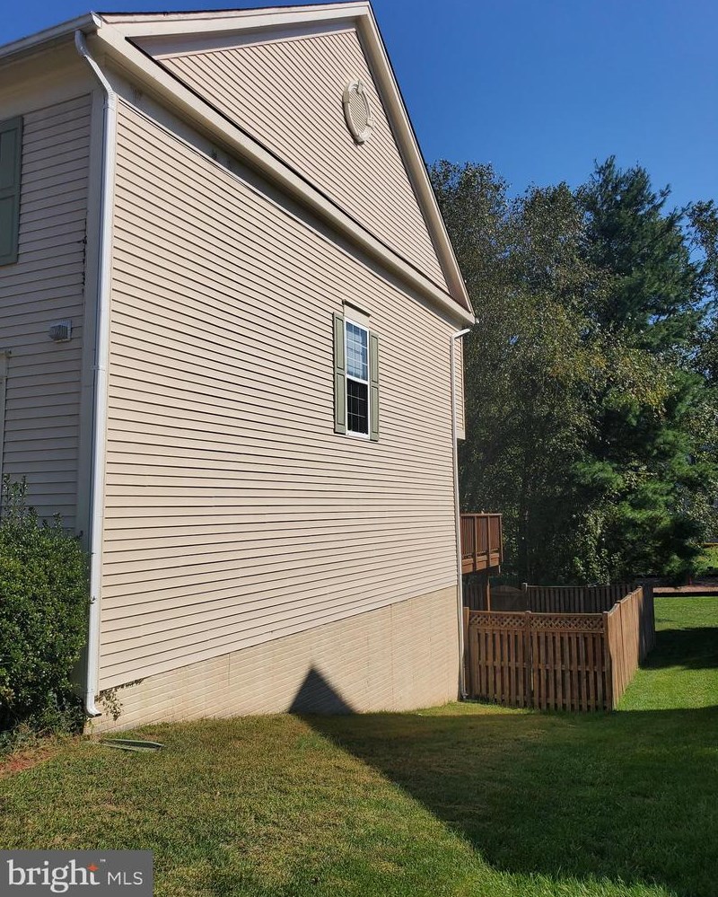 9466 Black Hawk Ct, Manassas, VA 20111-3009
