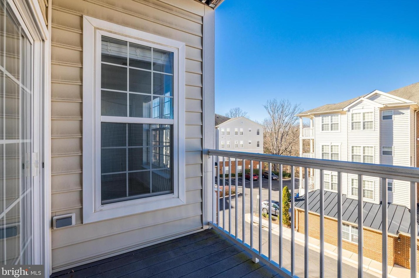 9712 Handerson Pl, Manassas VA  20111-7033 exterior