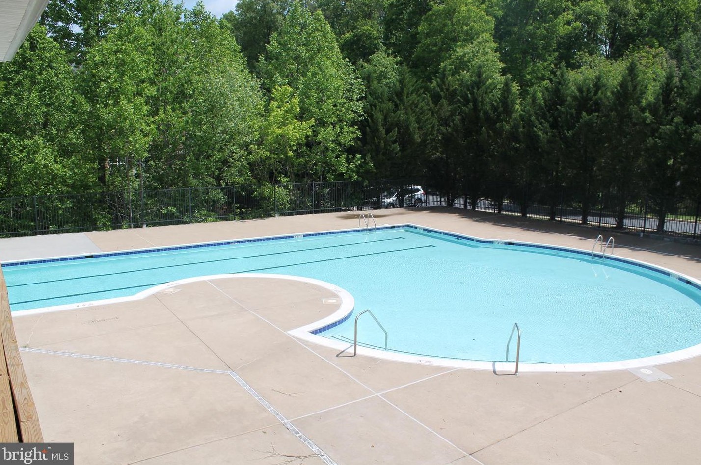 9712 Handerson Pl, Manassas VA  20111-7033 exterior
