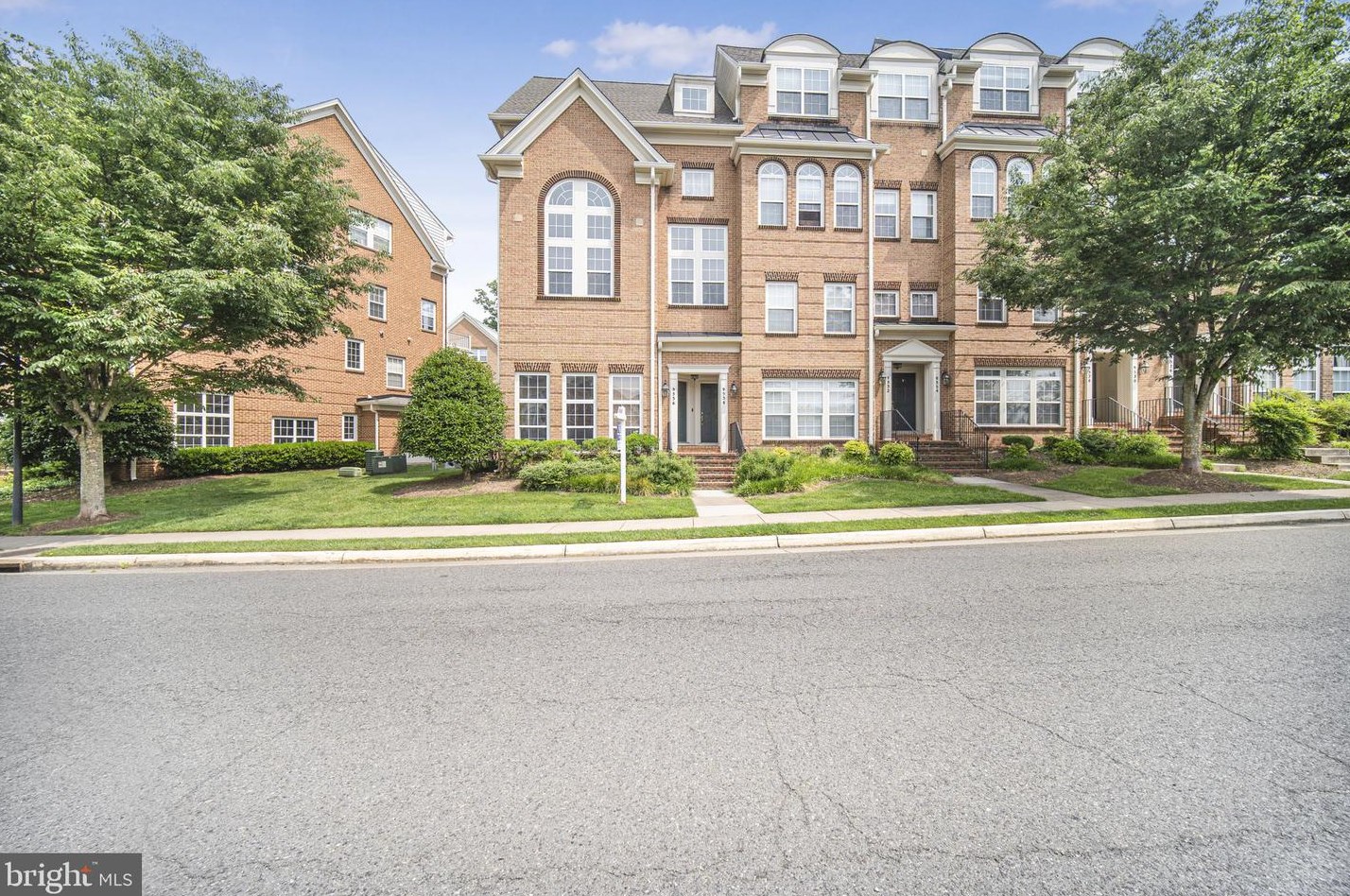 9536 Walker Way, Manassas, VA 20111