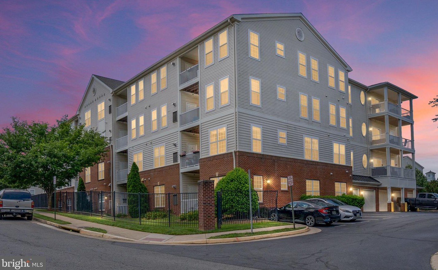 9713 Handerson Pl, Manassas, VA 20111-7030