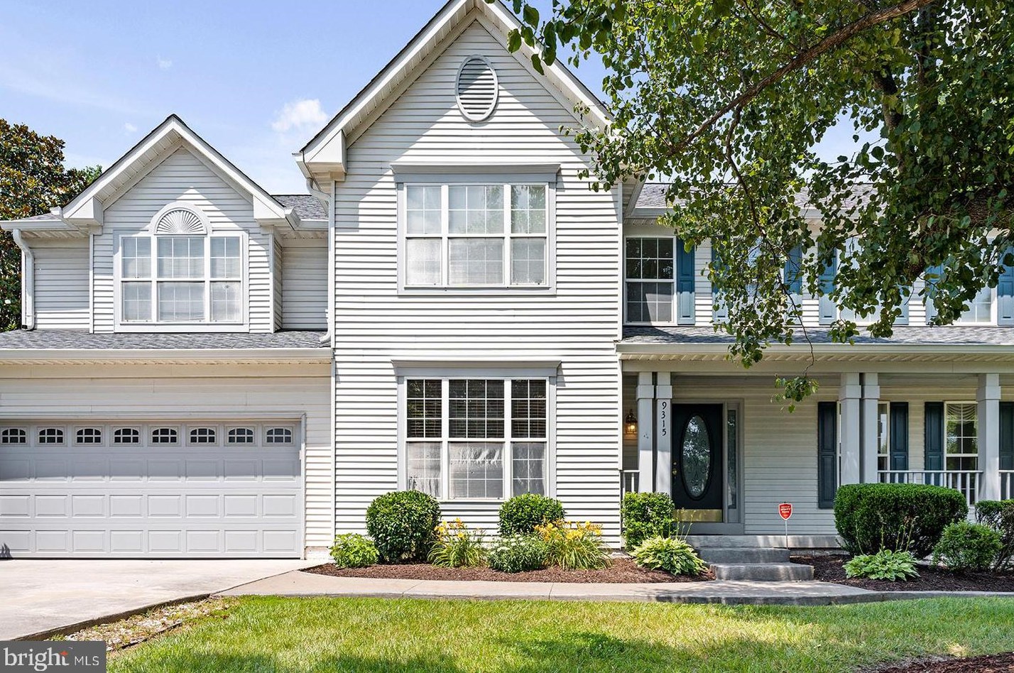 9315 E Carondelet Dr, Manassas, VA 20111