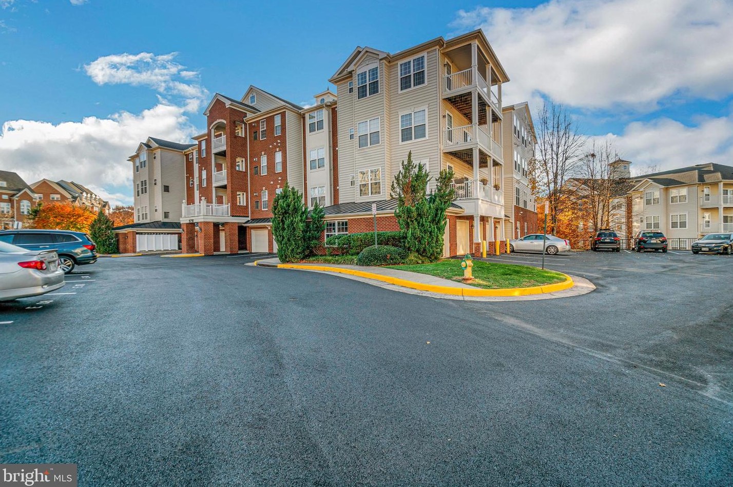 9710 Handerson Pl Unit 401, Manassas, VA 20111