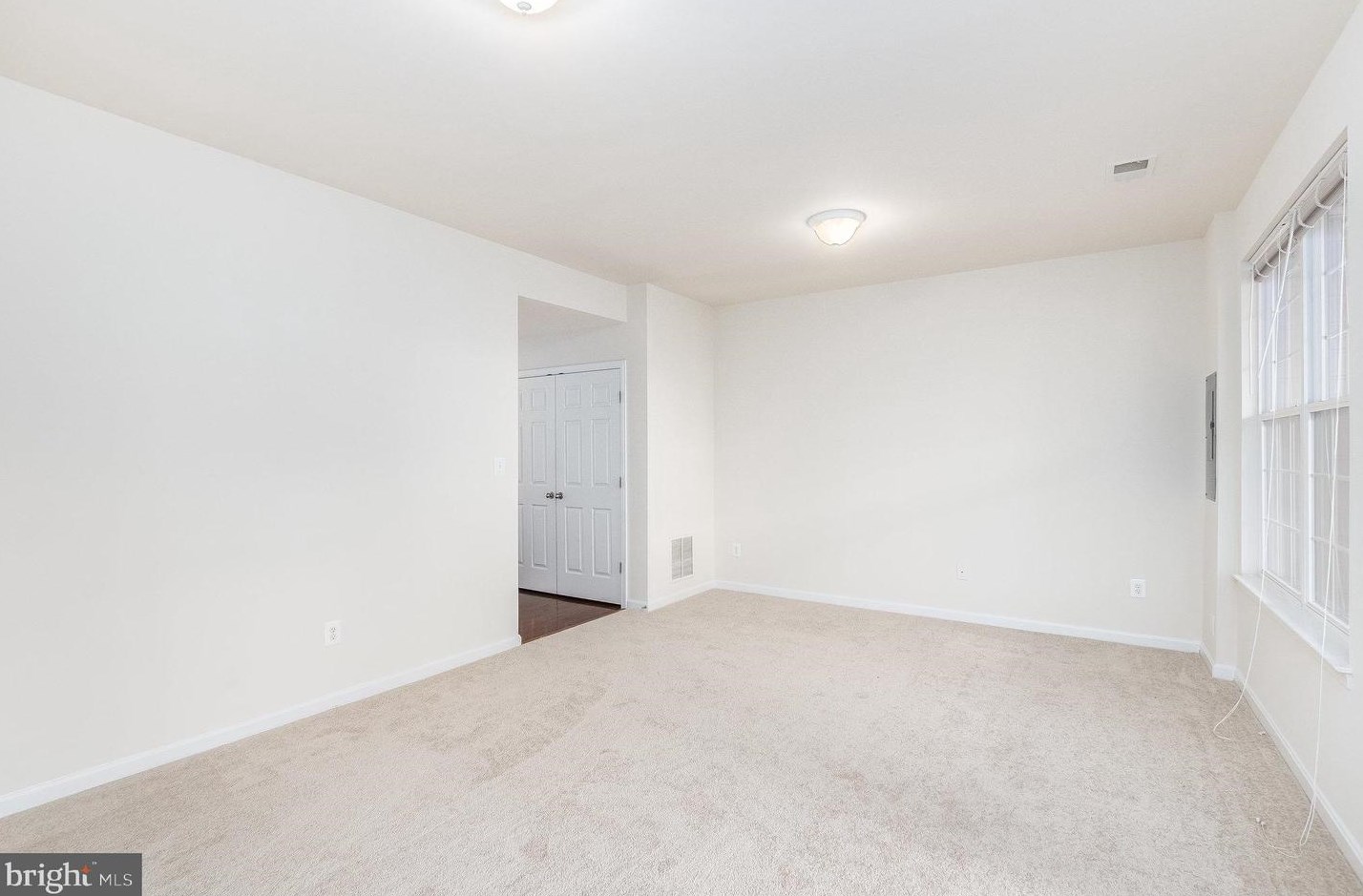 9097 Belo Gate Dr, Manassas VA  20111-7045 exterior