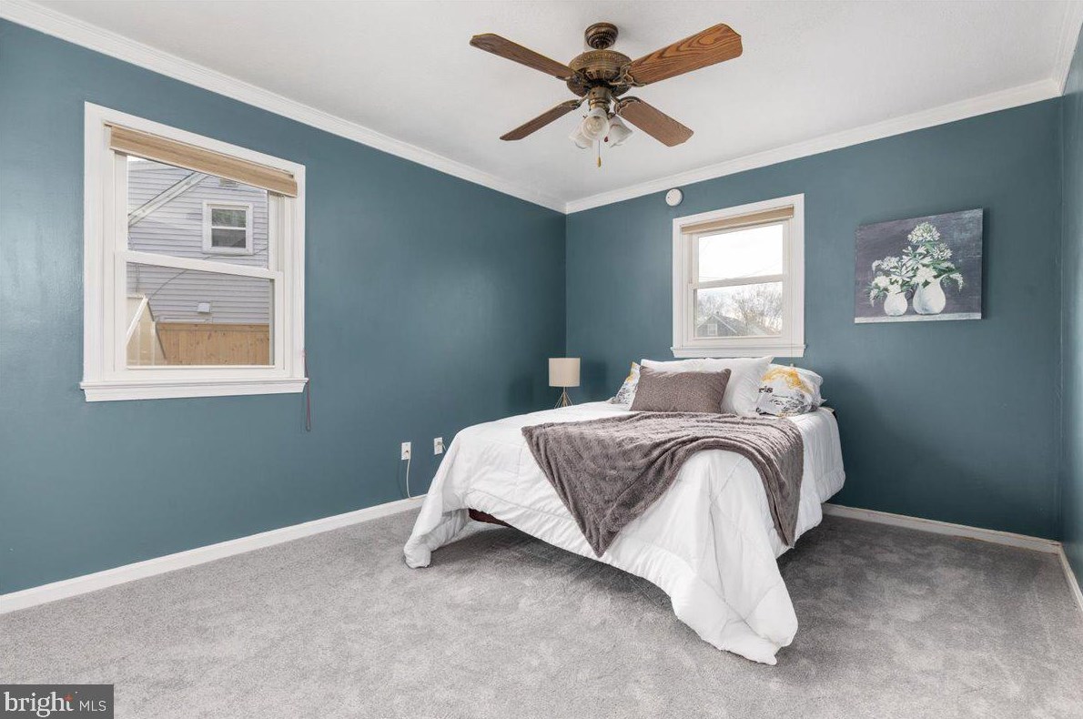 126 Mace St, Manassas VA  20111-2037 exterior