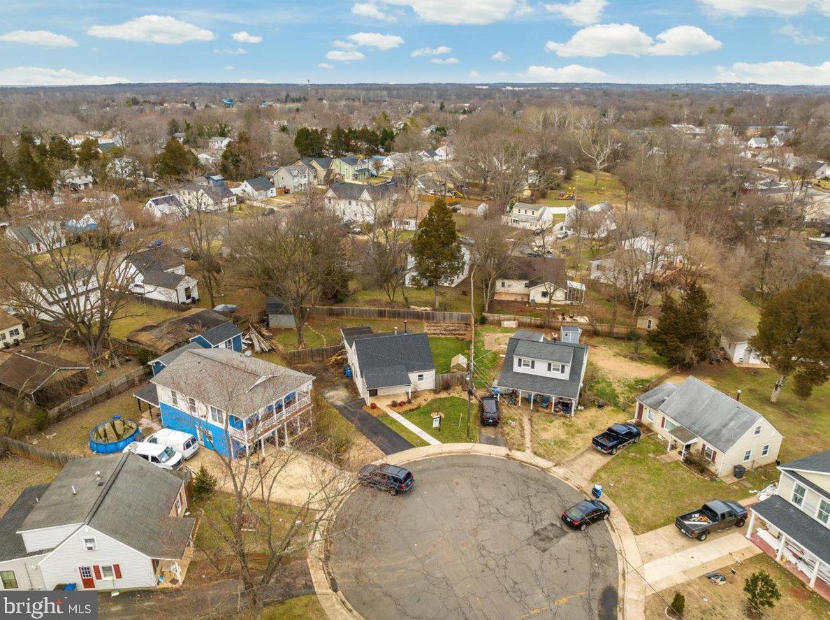 126 Mace St, Manassas VA  20111-2037 exterior