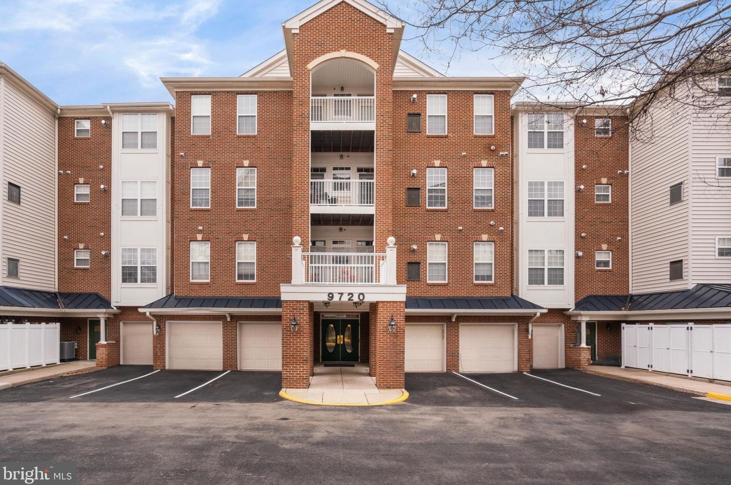 9720 Holmes Pl #unit 202, Manassas, VA 20111