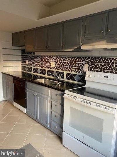 8286 White Pine Dr, Manassas, VA 20111