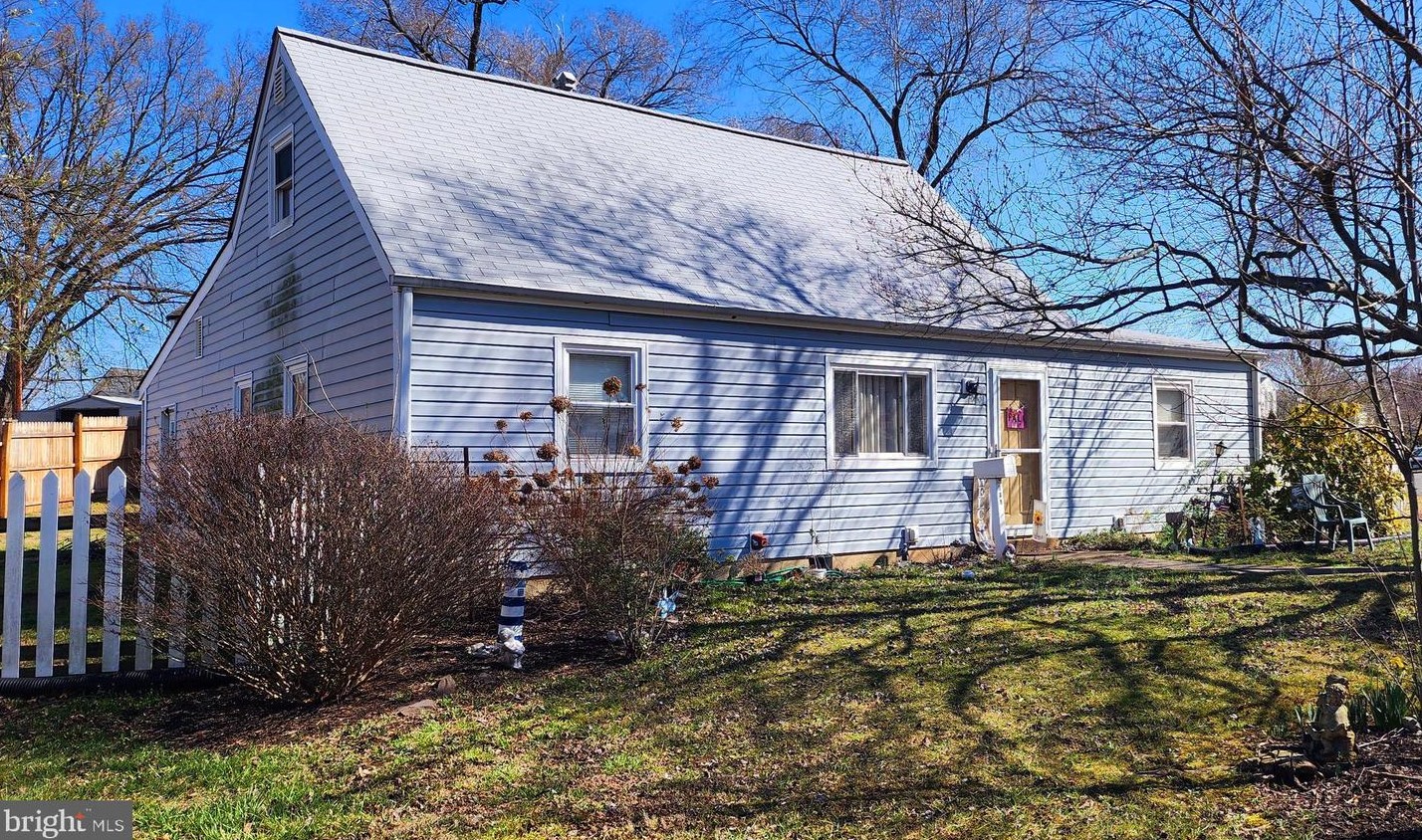 109 Price Dr, Manassas, VA 20111