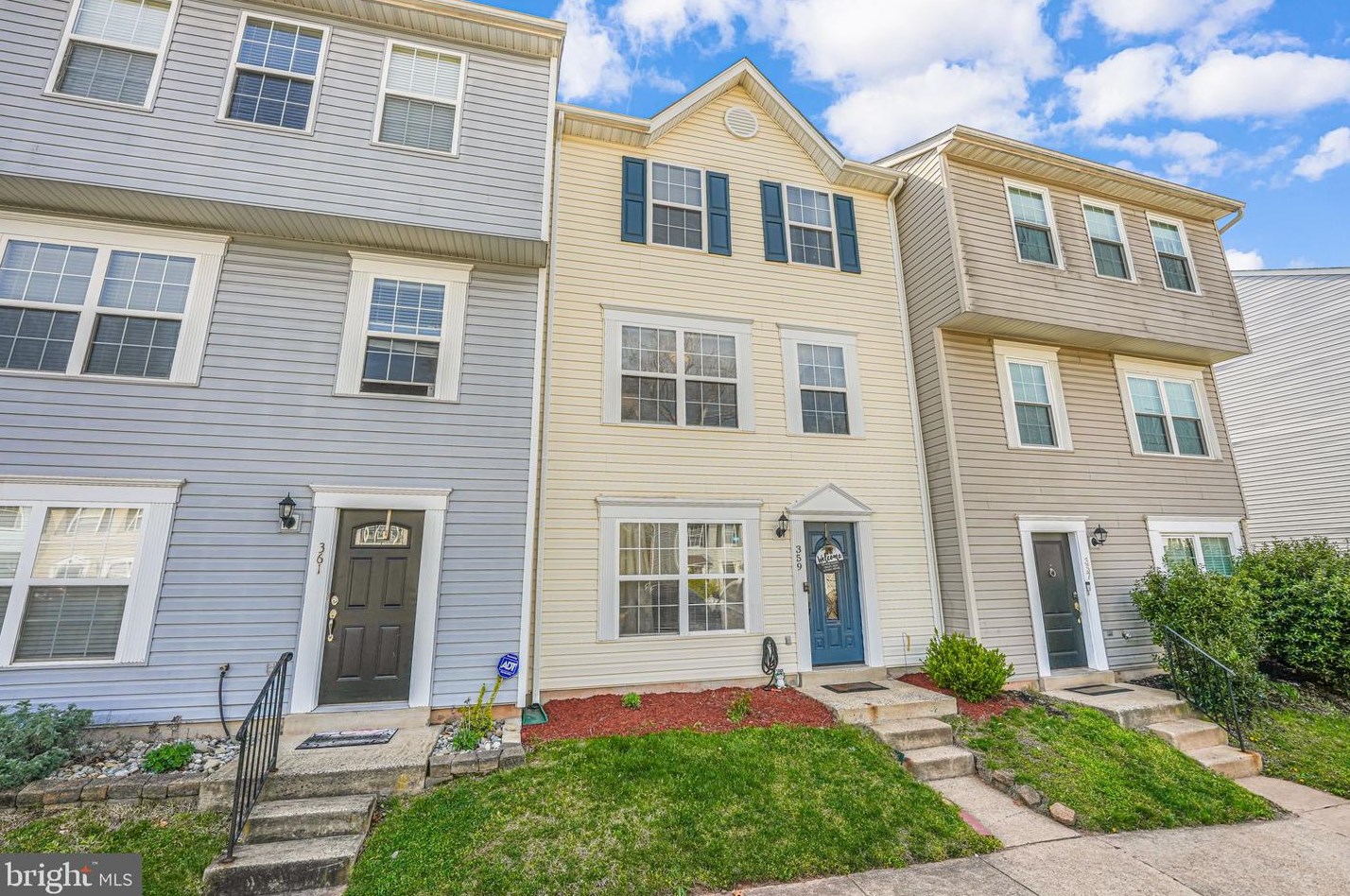 359 Moseby Ct, Manassas, VA 20111