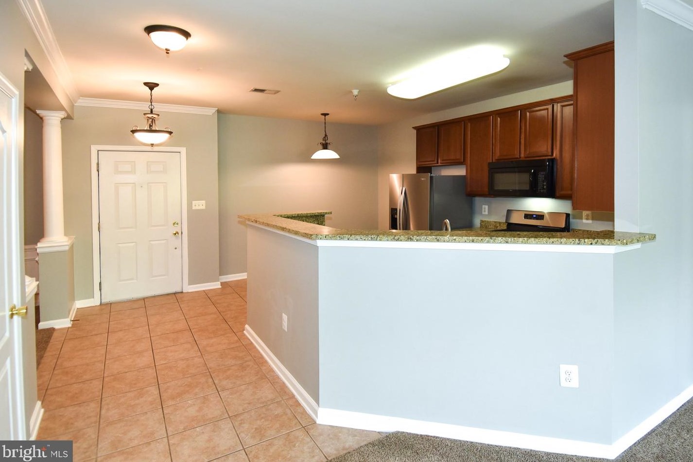 9711 Handerson Pl #unit 302, Manassas, VA 20111
