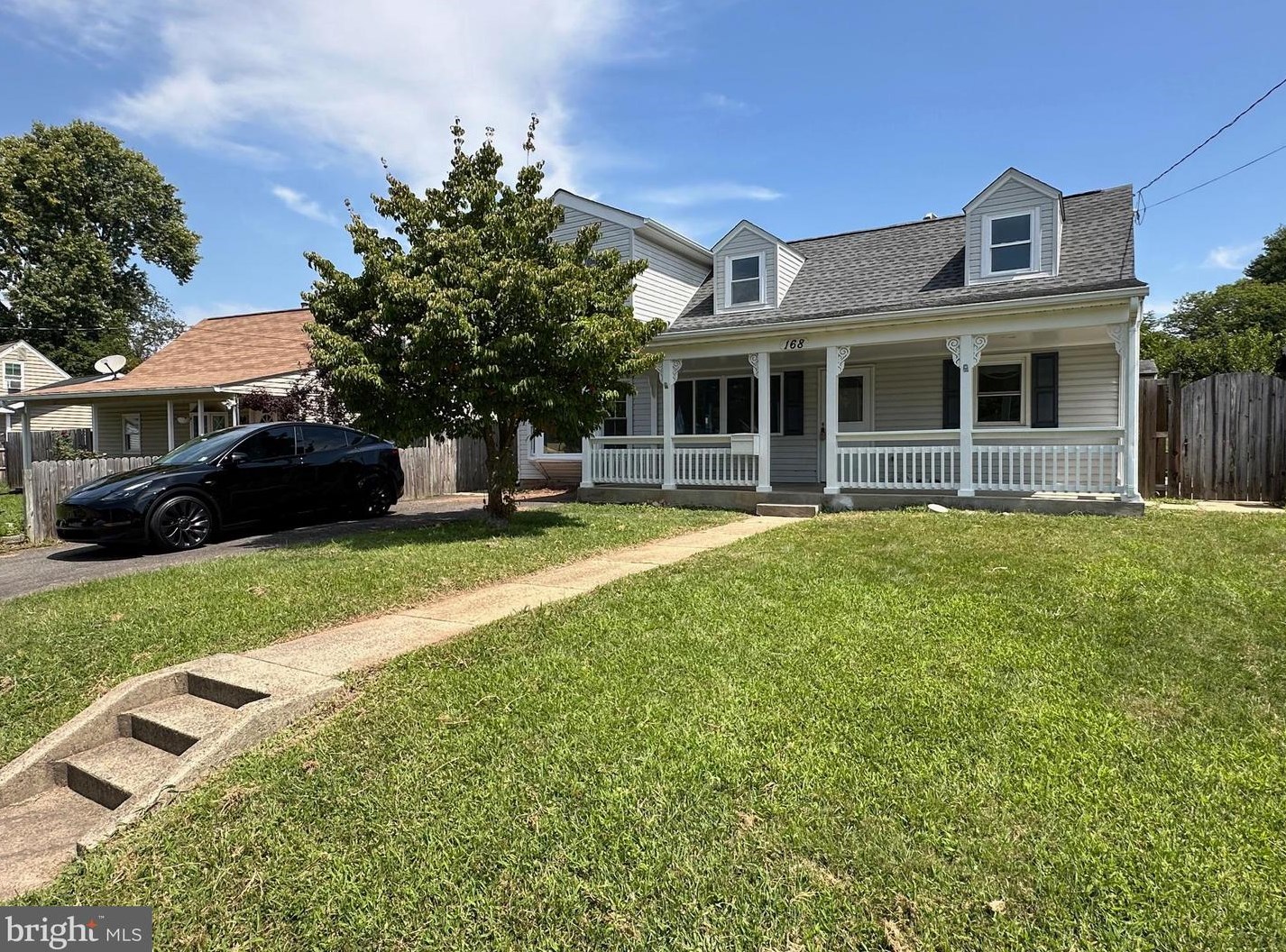 168 Manassas Dr, Manassas, VA 20111