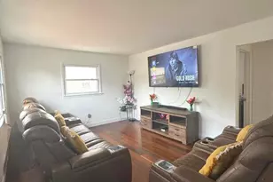 107 Luxor St, Manassas Park, VA 20111 - Photo 8