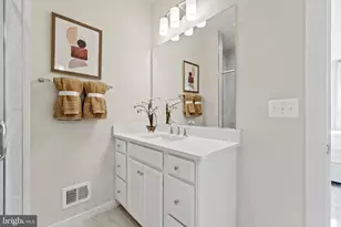 1108B Dabney Dr, Manassas Park, VA 20111 - Photo 24