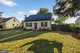 167 Scott Dr, Manassas Park, VA 20111 - Photo 2