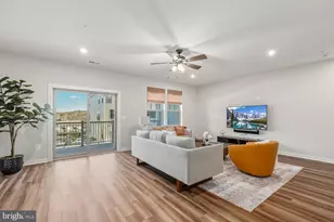 609 Percy Pl, Manassas Park, VA 20111 - Photo 4