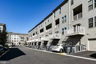 504 Tassita Ln, Manassas Park, VA 20111 - Photo 32