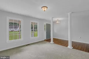 47 Roseberry Ln, Urbanna, VA 23175 - Photo 2