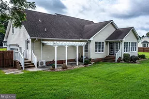 47 Roseberry Ln, Urbanna, VA 23175 - Photo 36