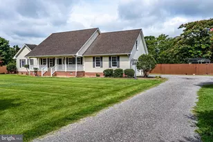 47 Roseberry Ln, Urbanna, VA 23175 - Photo 34