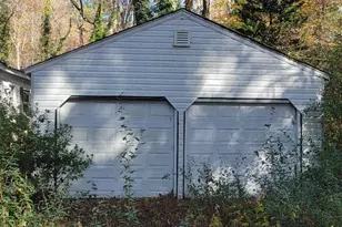 89 Poplar Dr, Hartfield, VA 23071 - Photo 2