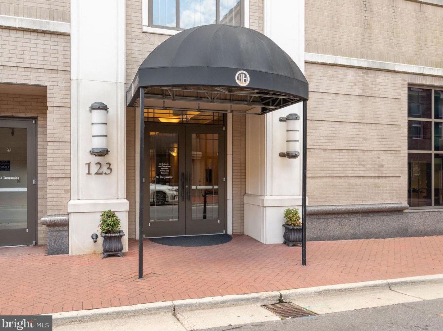123 College Pl #806, Norfolk, VA 23510