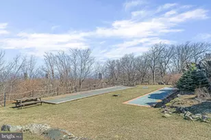 752 Laurelwood, Roseland, VA 22967 - Photo 36