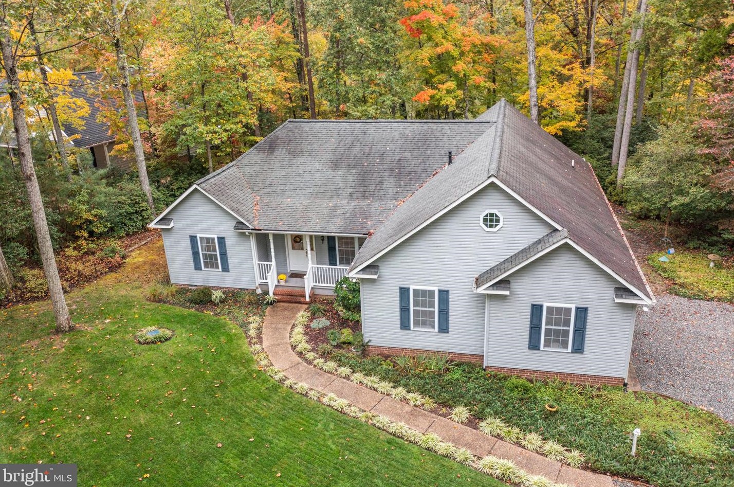 717 Mallard Bay Dr, Heathsville, VA 22473-3797