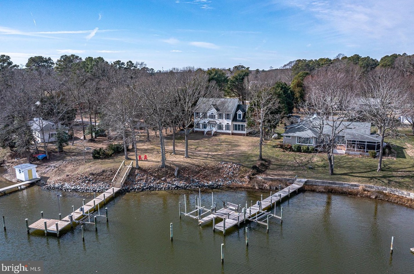 562 Oyster Point Dr, Reedville VA  22539-3604 exterior